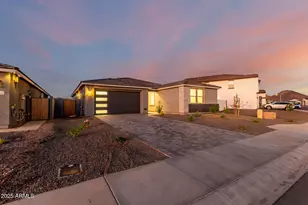 7736 W Coyote Dr, Peoria, AZ 85383 - Photo 3