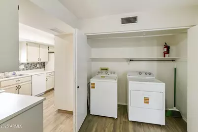 9825 E Navajo Place, Sun Lakes, AZ 85248 - Photo 13