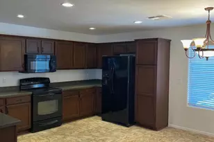 42264 W Desert Fairways Dr, Maricopa, AZ 85138 - Photo 3