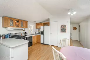 19650 E Squaw Valley Pkwy, Black Canyon City, AZ 85324 - Photo 11