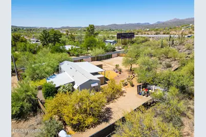 19650 E Squaw Valley Parkway, Black Canyon City, AZ 85324 - Photo 63