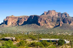 126 S Hilton Rd, Apache Junction, AZ 85119 - Photo 3