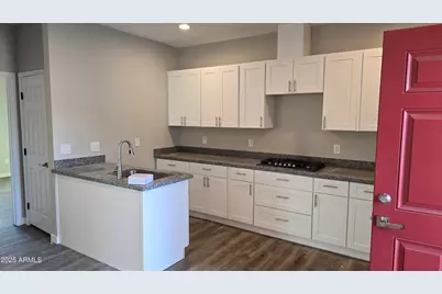 732 E Carol Avenue, Phoenix, AZ 85020 - Photo 3