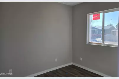 732 E Carol Avenue, Phoenix, AZ 85020 - Photo 9