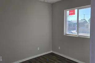 732 E Carol Ave, Phoenix, AZ 85020 - Photo 9