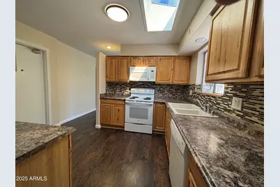 619 N 67th Place, Mesa, AZ 85205 - Photo 9