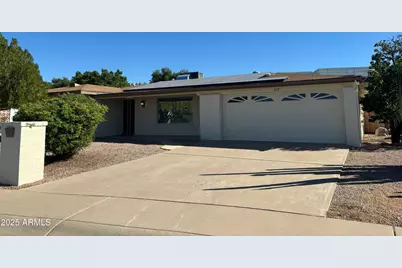 619 N 67th Place, Mesa, AZ 85205 - Photo 1