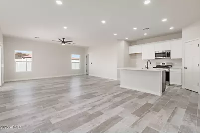 15220 S Diablo Road, Arizona City, AZ 85123 - Photo 11