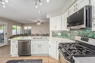 13136 W Monte Vista Dr, Goodyear, AZ 85395 - Photo 3