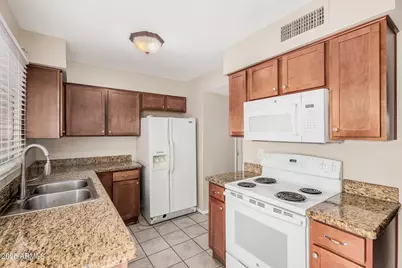 6556 S La Rosa Drive, Tempe, AZ 85283 - Photo 7