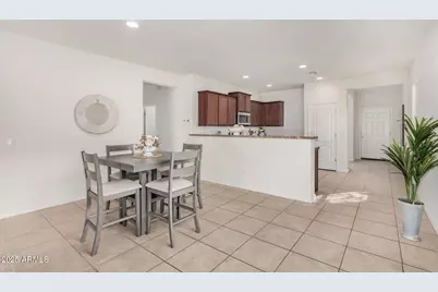 25424 W Carson Drive, Buckeye, AZ 85326 - Photo 3