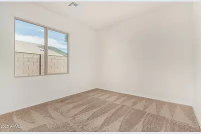 25424 W Carson Drive, Buckeye, AZ 85326 - Photo 13