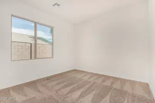 25424 W Carson Dr, Buckeye, AZ 85326 - Photo 13