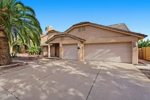 4702 E Carmen St, Phoenix, AZ 85044 - Photo 3