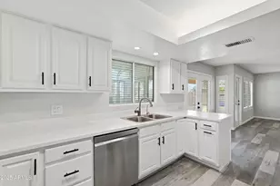 4702 E Carmen St, Phoenix, AZ 85044 - Photo 15