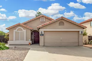 7367 W Peppertree Ln, Glendale, AZ 85303 - Photo 1