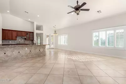 11733 E Starflower Drive E, Chandler, AZ 85249 - Photo 23