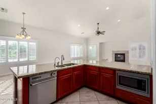 11733 E Starflower Dr E, Chandler, AZ 85249 - Photo 17