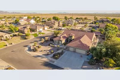 11733 E Starflower Drive E, Chandler, AZ 85249 - Photo 9