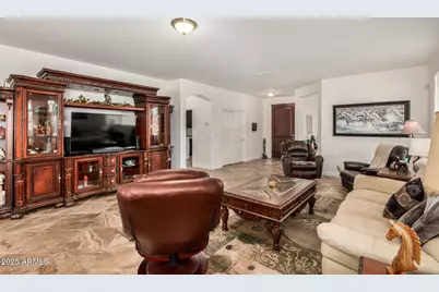 3178 W Roberts Road, San Tan Valley, AZ 85144 - Photo 11