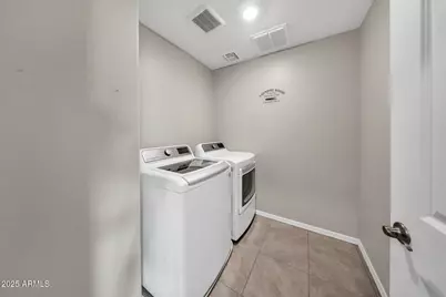 3937 S 79th Lane, Phoenix, AZ 85043 - Photo 17