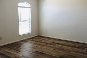 2528 W Straight Arrow Ln, Phoenix, AZ 85085 - Photo 21