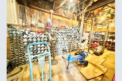 27021 N 211th Avenue, Wittmann, AZ 85361 - Photo 19