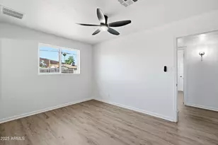 8832 N 30th Ave, Phoenix, AZ 85051 - Photo 19