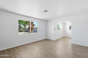 8832 N 30th Ave, Phoenix, AZ 85051 - Photo 7