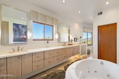 16410 E Leo Drive, Fountain Hills, AZ 85268 - Photo 17