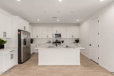 5455 W Loma Lane, Glendale, AZ 85302 - Photo 5