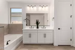 5455 W Loma Ln, Glendale, AZ 85302 - Photo 13