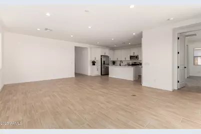 5455 W Loma Lane, Glendale, AZ 85302 - Photo 7