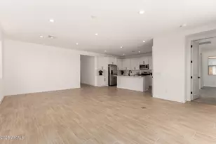 5455 W Loma Ln, Glendale, AZ 85302 - Photo 7