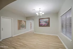 15922 W Port Royale Ln, Surprise, AZ 85379 - Photo 7