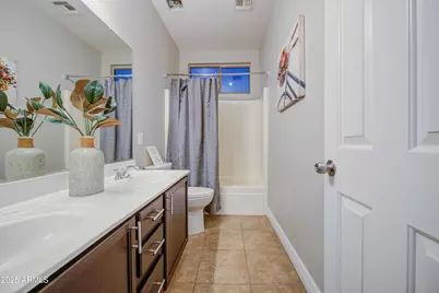 15922 W Port Royale Lane, Surprise, AZ 85379 - Photo 43