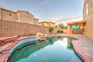 15922 W Port Royale Ln, Surprise, AZ 85379 - Photo 57