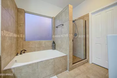 15922 W Port Royale Lane, Surprise, AZ 85379 - Photo 31