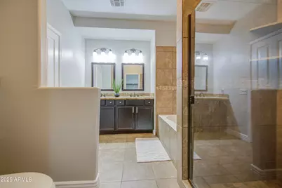 15922 W Port Royale Lane, Surprise, AZ 85379 - Photo 27