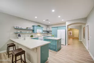 15922 W Port Royale Ln, Surprise, AZ 85379 - Photo 15