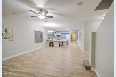 15922 W Port Royale Lane, Surprise, AZ 85379 - Photo 21