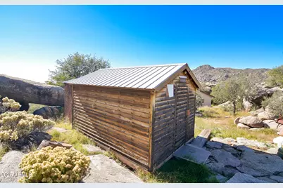 23333 S Mountainaire Drive S, Yarnell, AZ 85362 - Photo 9