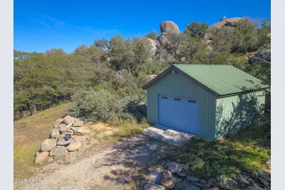 23333 S Mountainaire Drive S, Yarnell, AZ 85362 - Photo 5