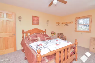 23333 S Mountainaire Drive S, Yarnell, AZ 85362 - Photo 15