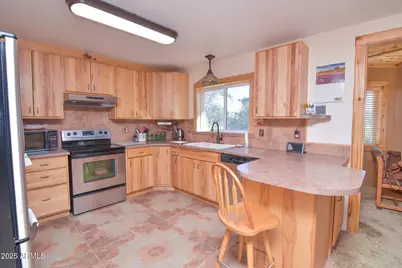 23333 S Mountainaire Drive S, Yarnell, AZ 85362 - Photo 13