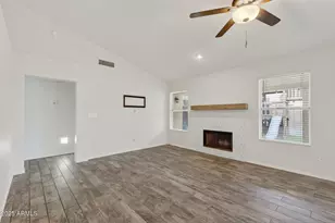 907 N Falcon Dr, Gilbert, AZ 85234 - Photo 7