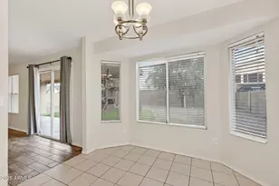 907 N Falcon Dr, Gilbert, AZ 85234 - Photo 19