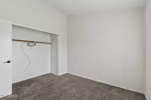 907 N Falcon Dr, Gilbert, AZ 85234 - Photo 29