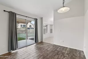 907 N Falcon Dr, Gilbert, AZ 85234 - Photo 11