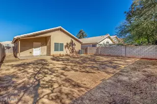 8759 W Coronado Rd, Phoenix, AZ 85037 - Photo 25